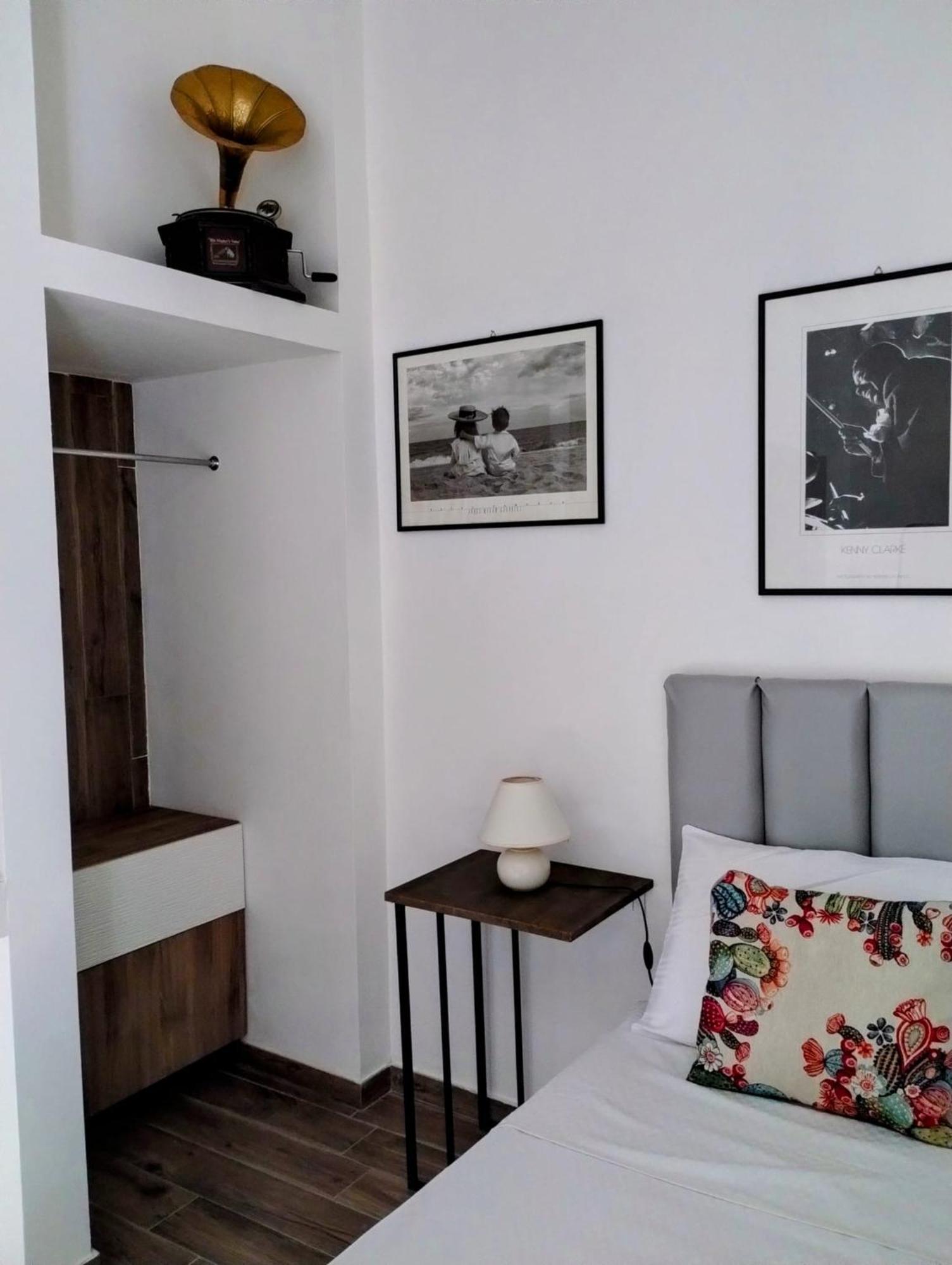 Domus Vetriera Apartment ปาแลร์โม ภายนอก รูปภาพ